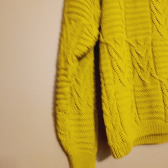 Talbots | Women's Vintage Cableknit Crewneck Sweater (Size Small) - Picture 5 of 12